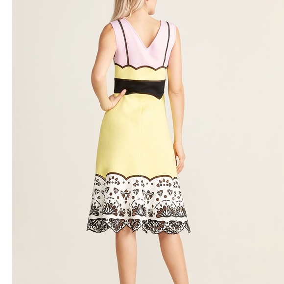 Laser cut Color Block Dress - Picture 2 of 2